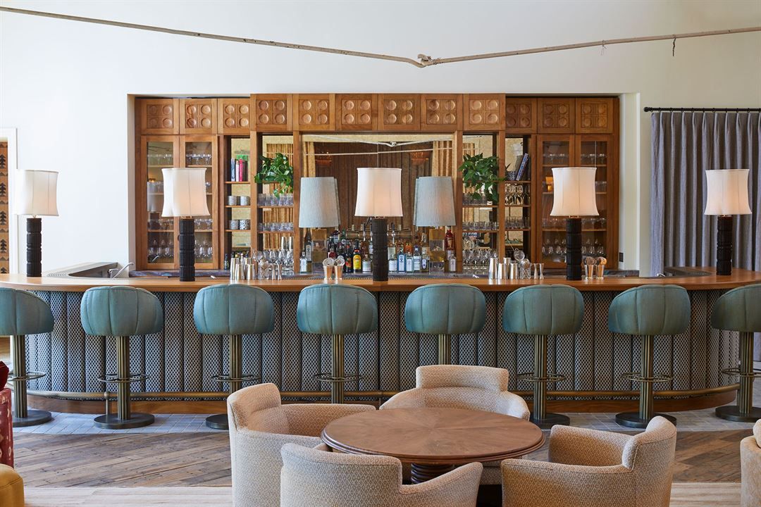 Picture of the bar at Soho Nashville. 